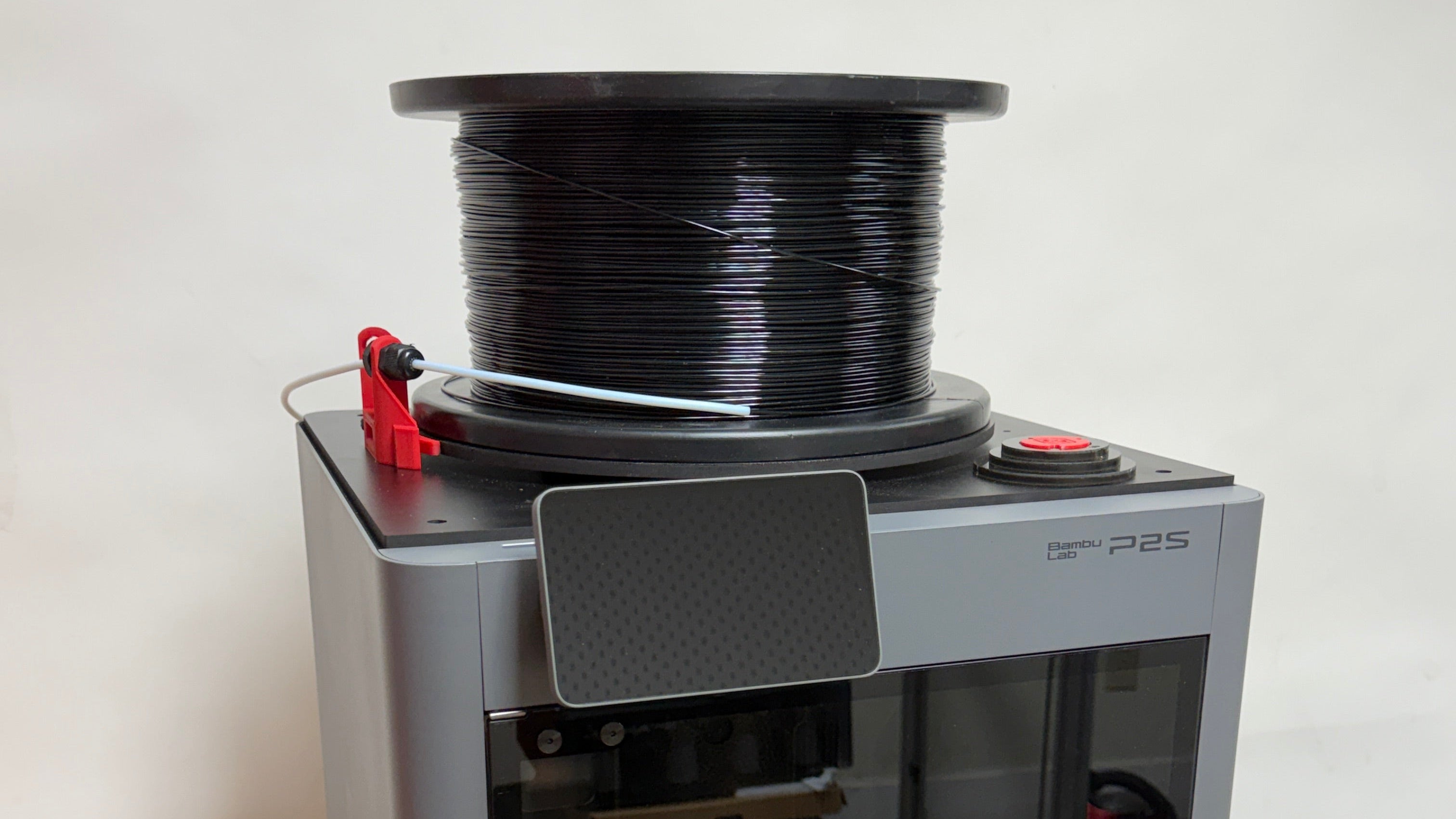 3D printer with filament spool on top