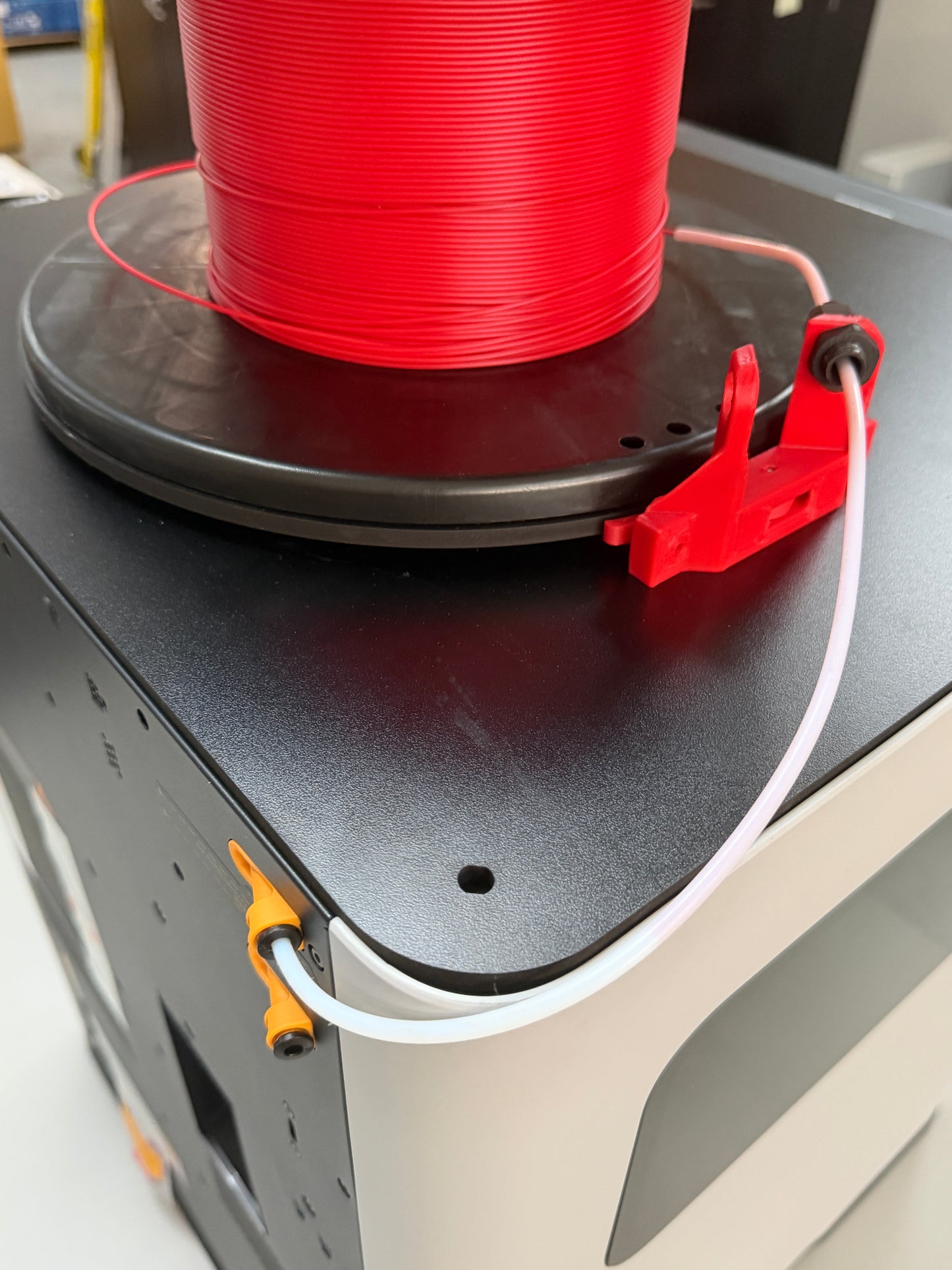 Top Hat- The More Civilized Spool Holder For Your 3D Printer. Compatible with Filament Spools 250g - 10Kg
