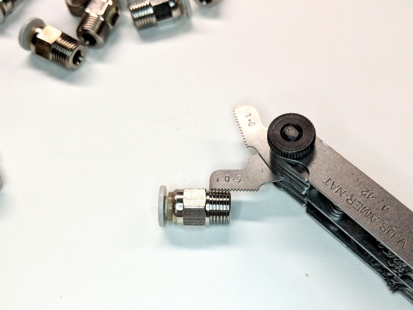 Capricorn 4 Pack PC4-M10*0.9 Straight-Thru Fittings - For 1.75mm Bowden Tubing